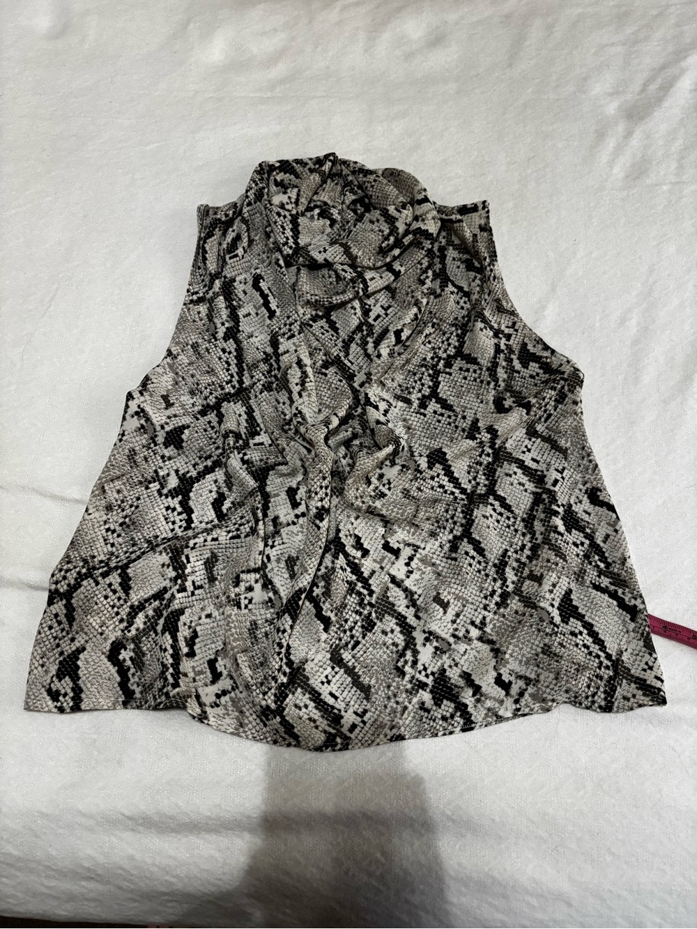 Ann Taylor Sleeveless Snake-Print Tank Top in Black and Cream